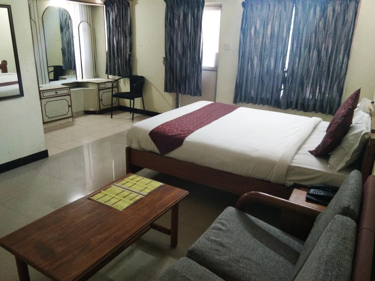 Hotel Jaysanthi Ooty Exterior photo